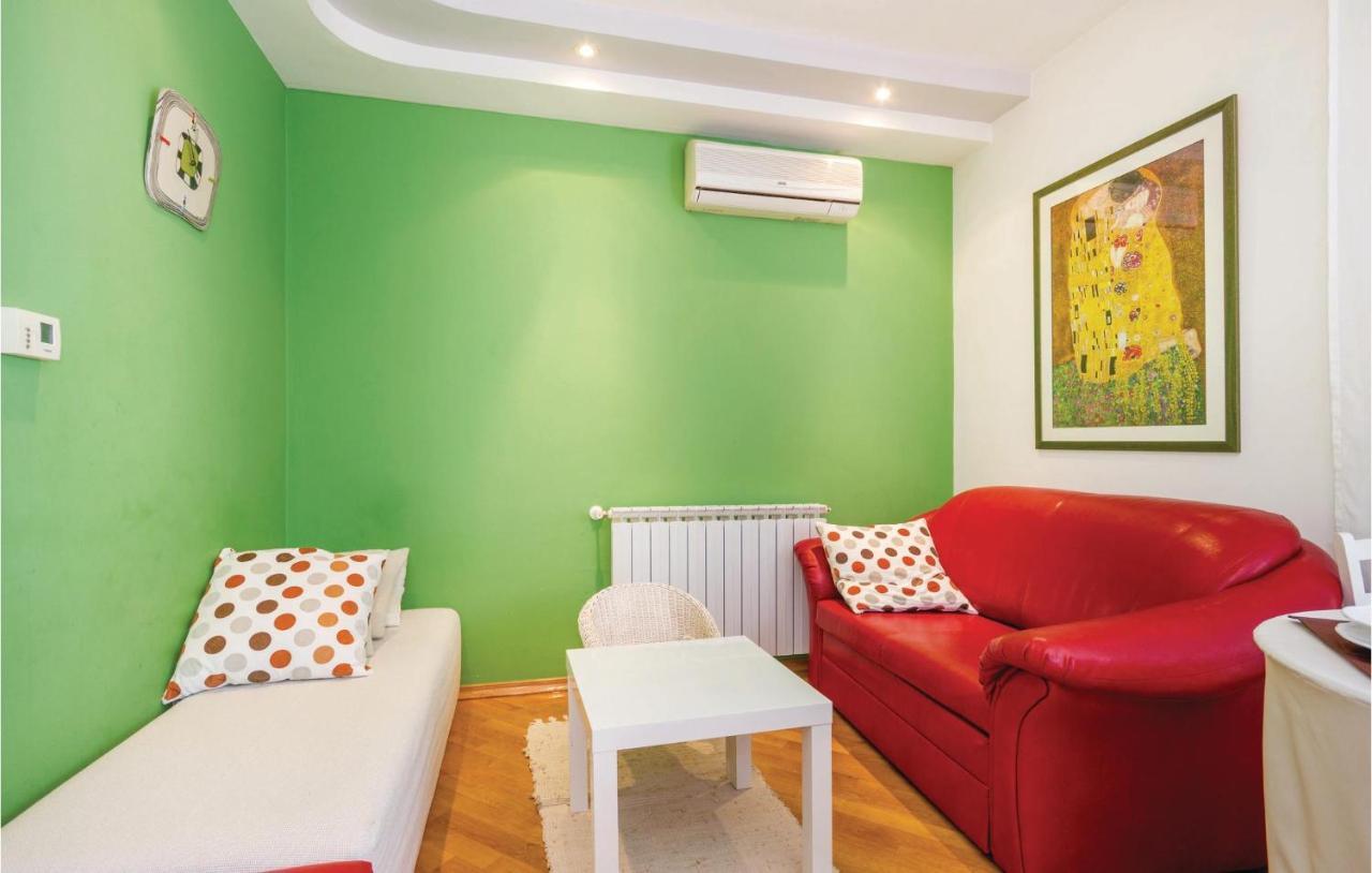 1 Bedroom Amazing Apartment In Rijeka Exterior foto